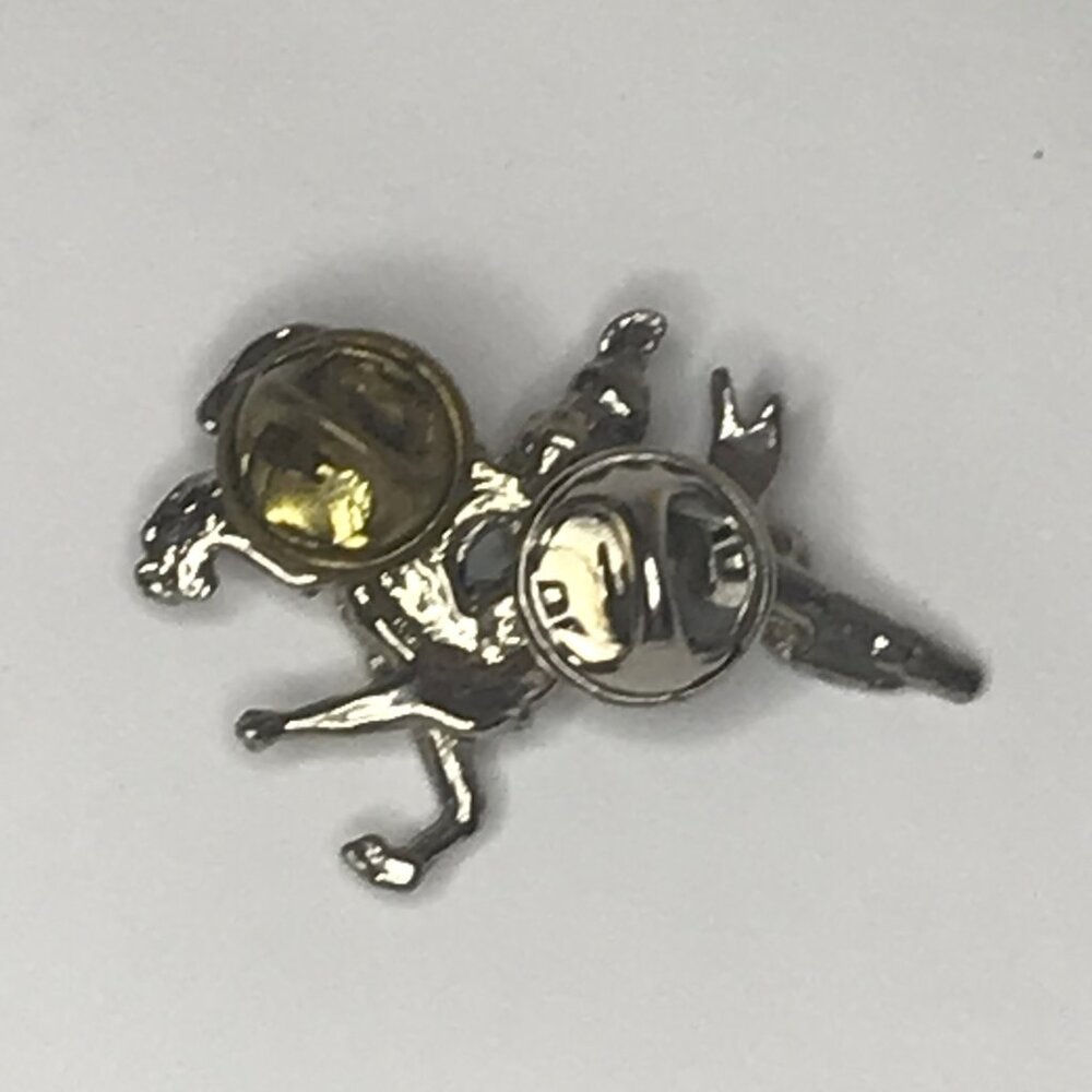 Silver and Blue Knight Pin - Picture 3 of 3